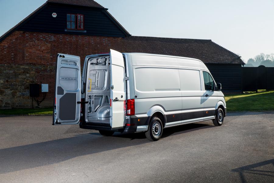  Volkswagen Crafter High Roof Van LWB 2017 года  (UK) (фото 14 из 22)